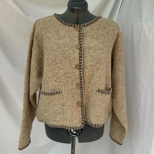 Woolrich button down sweater with pockets. Tan size M